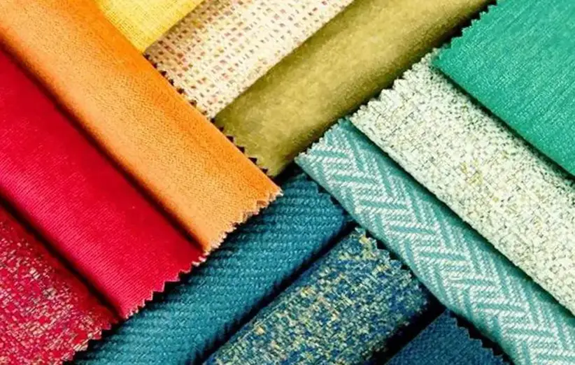 آشنایی با انواع پارچه‌های مانتویی و انتخاب مدل مناسب برای هر فصل